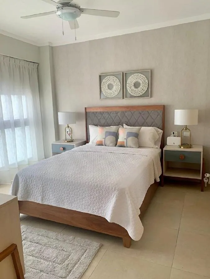 Contatos de Bello Apartamento En Evaristo Morales, 1 Br