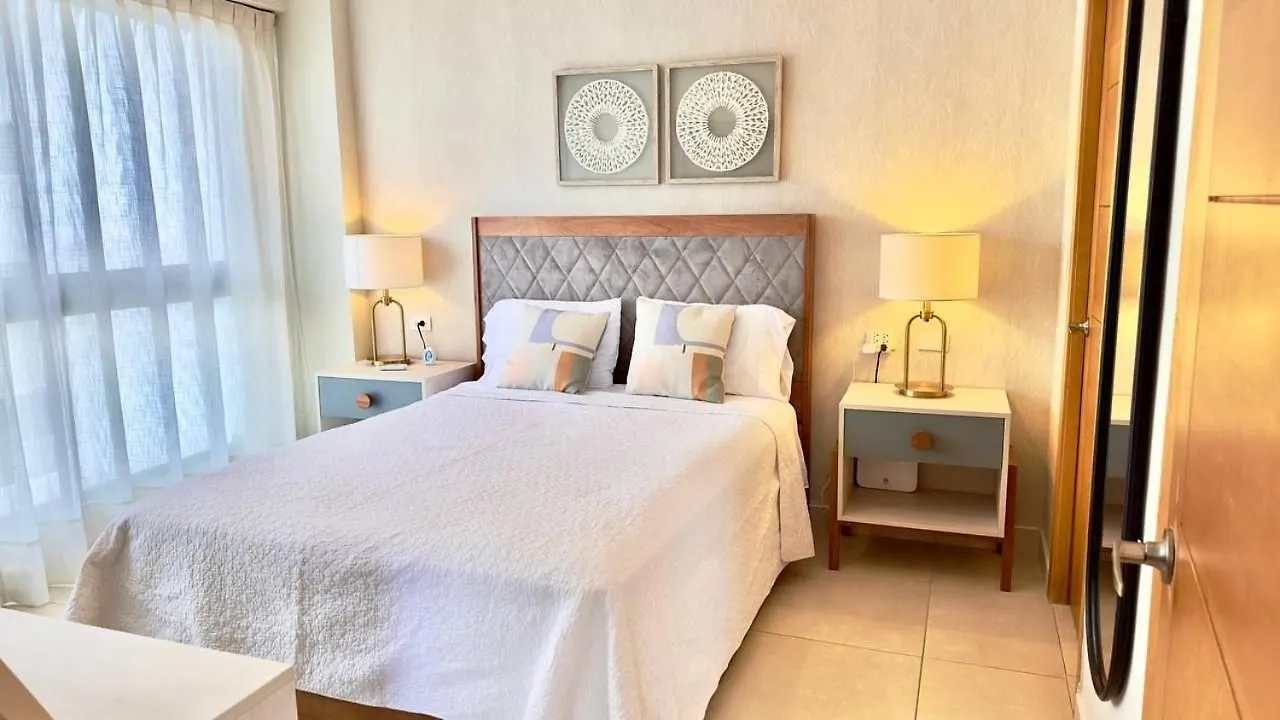Bello Apartamento En Evaristo Morales, 1 Br Santo Domingo República Dominicana
